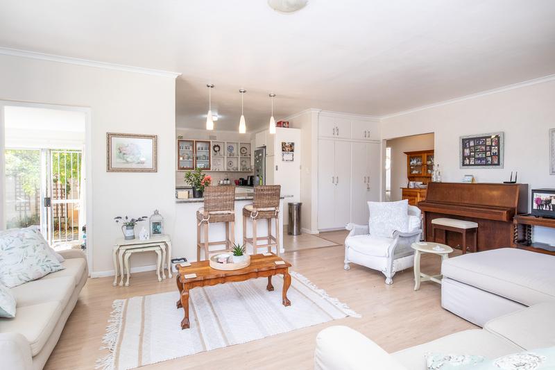 3 Bedroom Property for Sale in Plumstead Western Cape